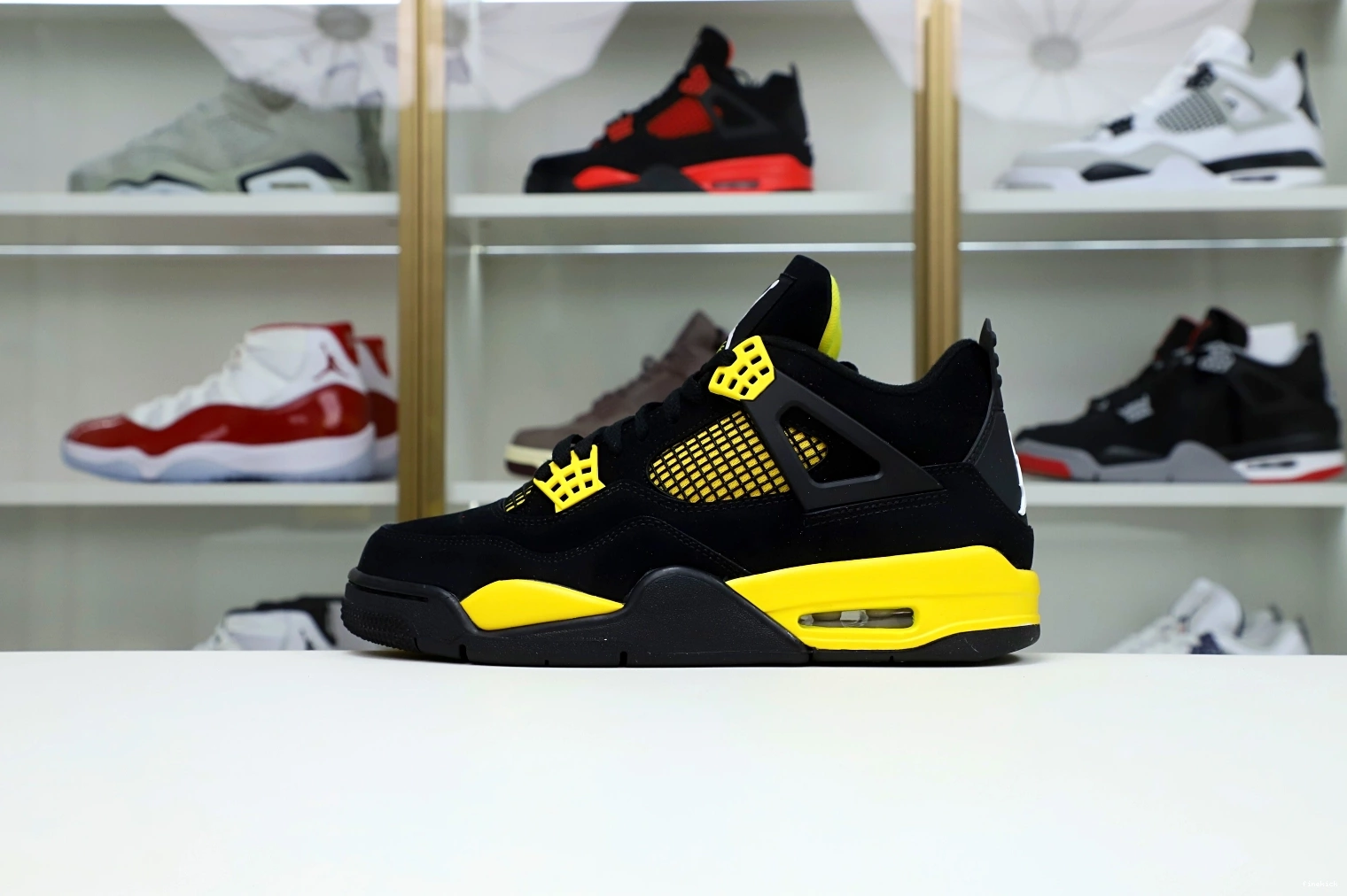Air Jordan Jordan4  2023 thunder 0726